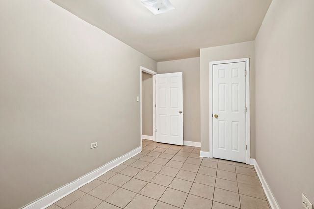 4851 S Prairie Avenue G, Chicago, IL 60615