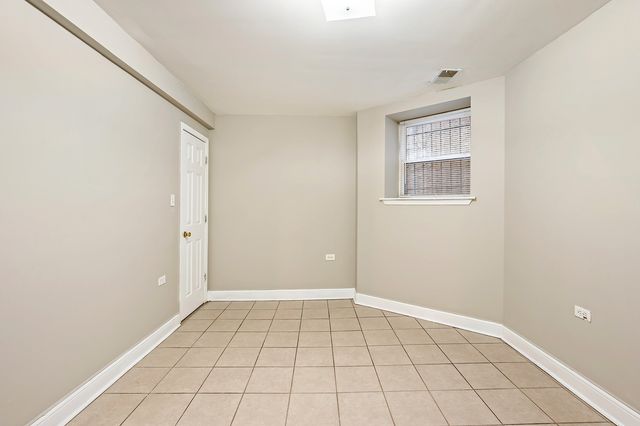 4851 S Prairie Avenue G, Chicago, IL 60615