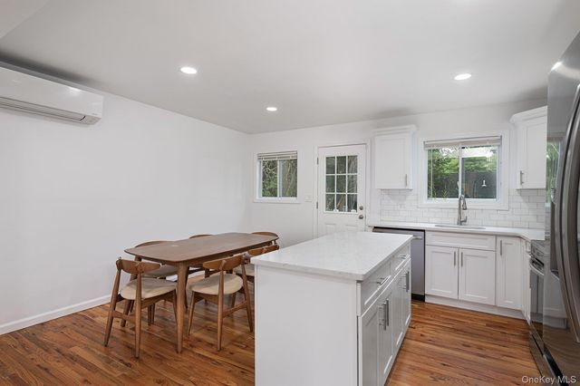 62 Lincoln Avenue, Northport, NY 11768