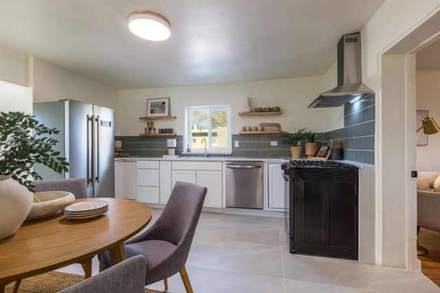 1313 15th Street NW, Albuquerque, NM 87104