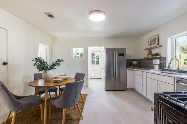 1313 15th Street NW, Albuquerque, NM 87104