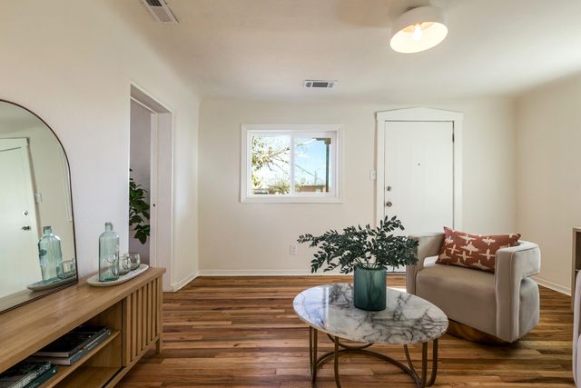 1313 15th Street NW, Albuquerque, NM 87104