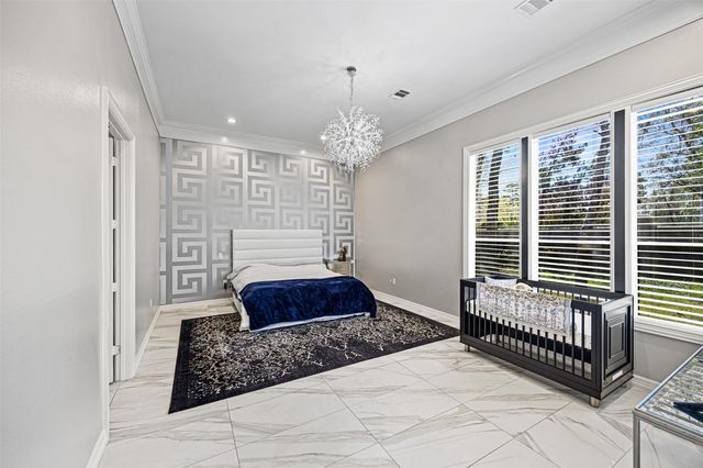 2727 S Southern Oaks Drive, Houston, TX 77068