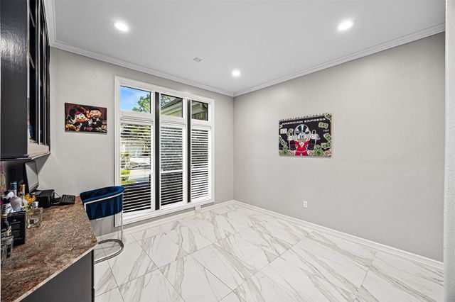 2727 S Southern Oaks Drive, Houston, TX 77068