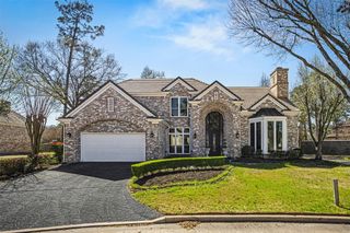 2727 S Southern Oaks Drive, Houston, TX 77068