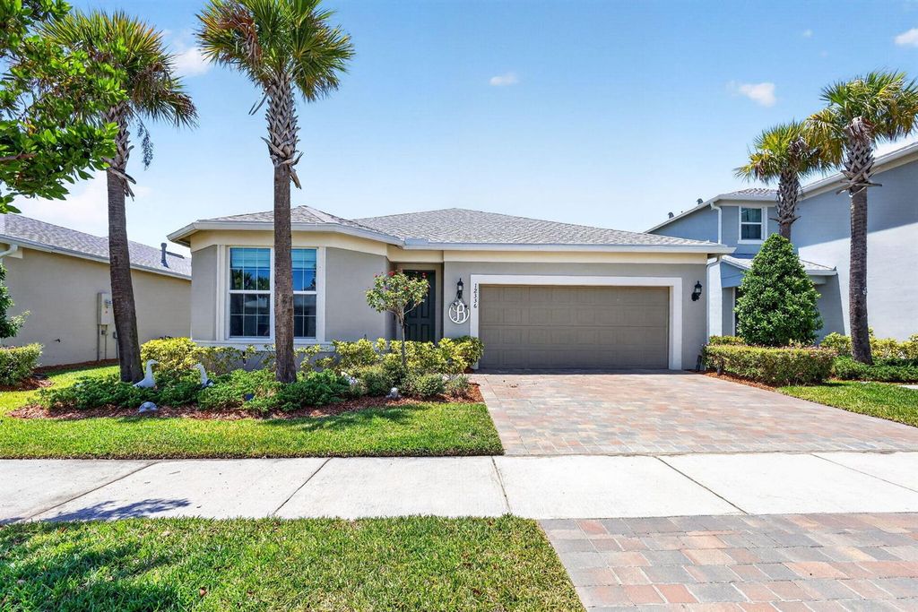 12336 SW Myrtle Oak Drive, Port St. Lucie, FL 34987