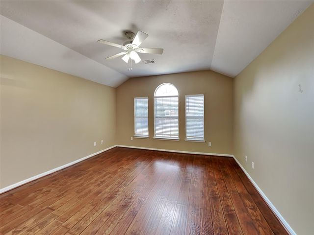 12027 Bunny Lane, Pinehurst, TX 77362