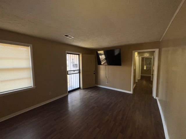 1251 HOLLIDAY ST, Memphis, TN 38122