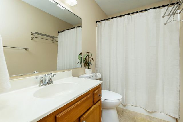 2300 E 40th Street, Des Moines, IA 50317