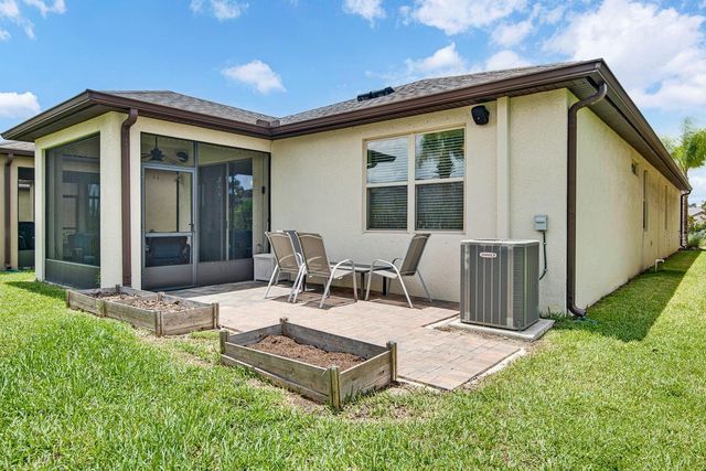 1407 CUSTER BAYOU STREET, Ruskin, FL 33570