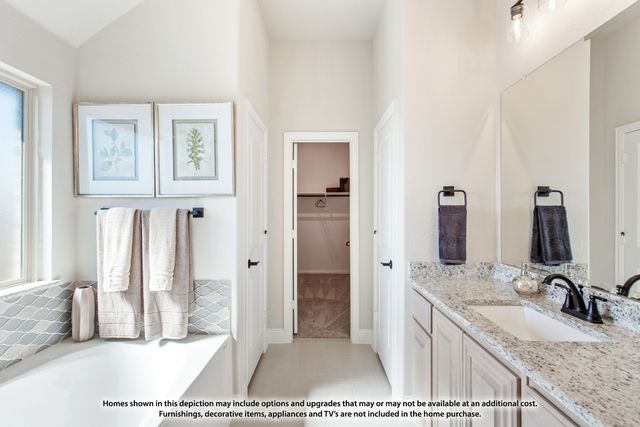 824 Trout Lilly Drive, Fort Worth, TX 76247