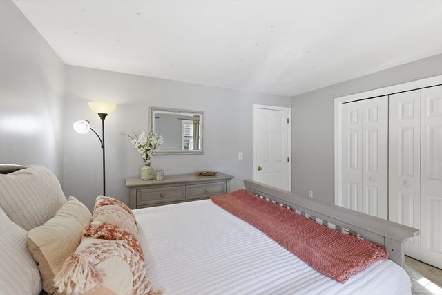 318 Old Mill Rd, Barnstable, MA 02648