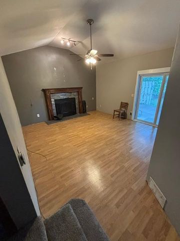 1837 8th Street NW, Elk River, MN 55330