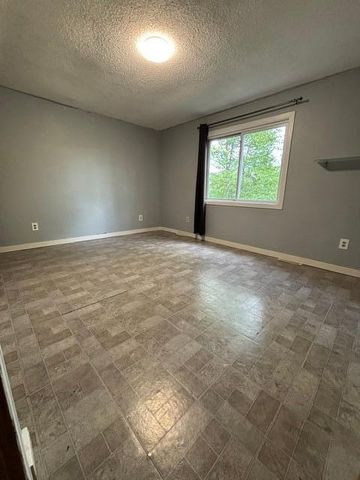 1837 8th Street NW, Elk River, MN 55330