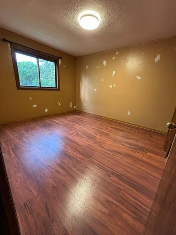 1837 8th Street NW, Elk River, MN 55330