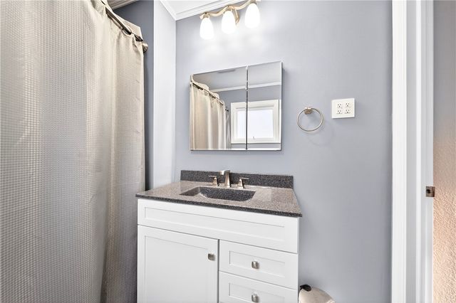 554 N Elm, City Of But Ne, PA 16001