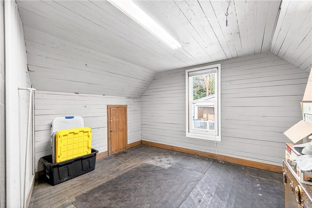 554 N Elm, City Of But Ne, PA 16001