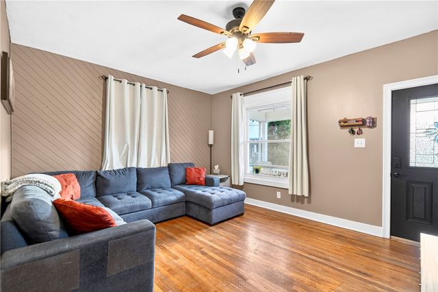 554 N Elm, City Of But Ne, PA 16001