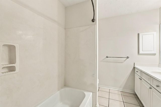 2865 Westhollow Drive 48, Houston, TX 77082
