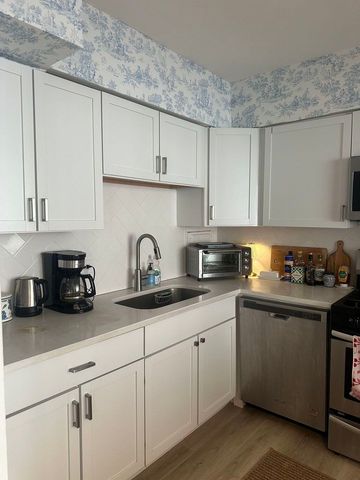 1000 N Lake Shore Drive 2301, Chicago, IL 60611