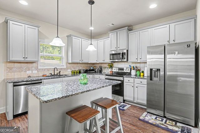 169 Amelia Way, Ellenwood, GA 30294