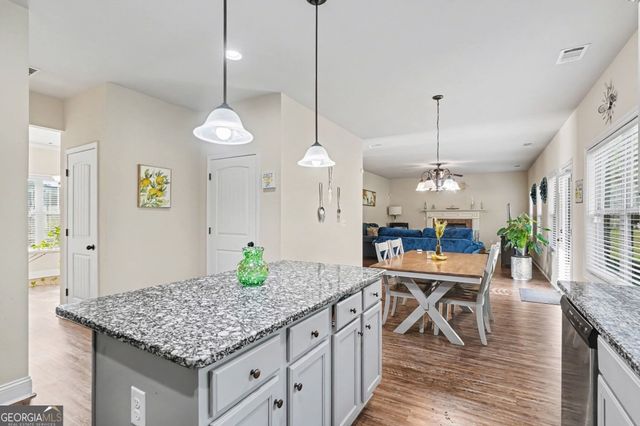 169 Amelia Way, Ellenwood, GA 30294