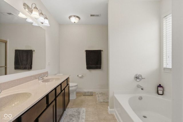 2675 Twinleaf Drive, Plainfield, IN 46168