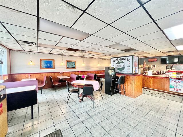 2034 E Washington Street, Shenango Twp, PA 16101