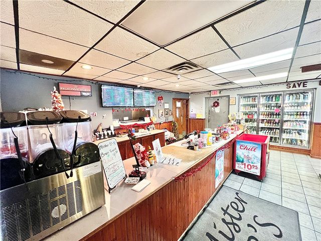 2034 E Washington Street, Shenango Twp, PA 16101