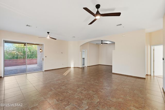 2379 S Orchard View Drive, Green Valley, AZ 85614