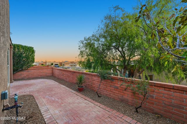 2379 S Orchard View Drive, Green Valley, AZ 85614