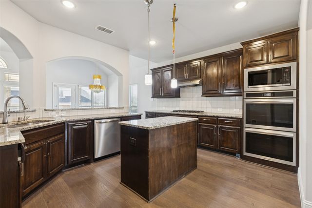 3233 Rolling Meadow Drive, Anna, TX 75409