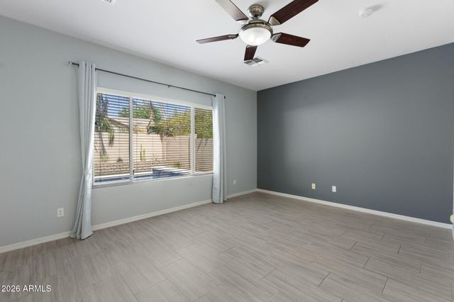 5218 W BUCKSKIN Trail, Phoenix, AZ 85083