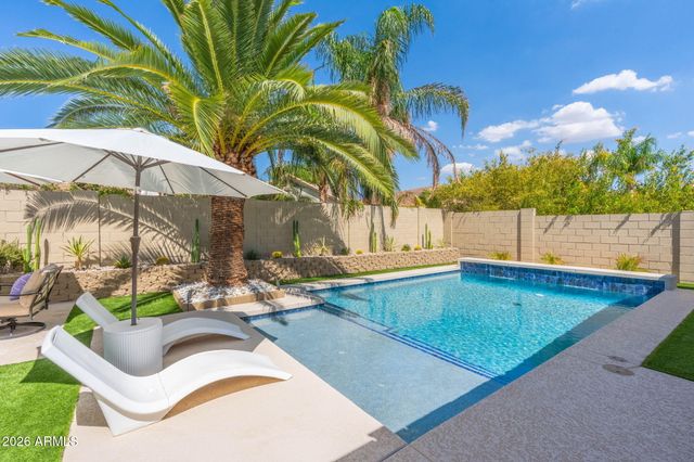 5218 W BUCKSKIN Trail, Phoenix, AZ 85083