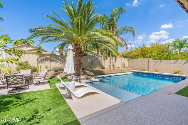 5218 W BUCKSKIN Trail, Phoenix, AZ 85083