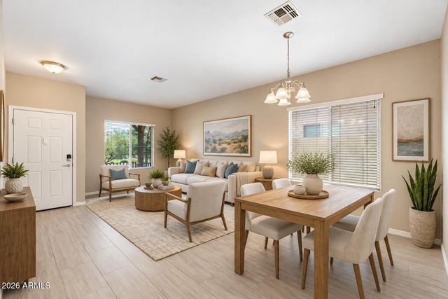 5218 W BUCKSKIN Trail, Phoenix, AZ 85083