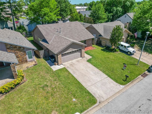 9135 S Maplewood Avenue, Tulsa, OK 74137