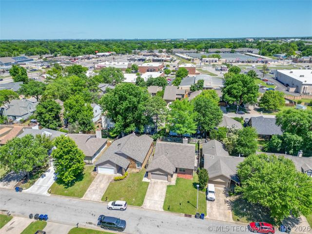 9135 S Maplewood Avenue, Tulsa, OK 74137