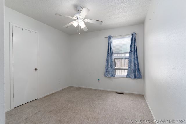 9135 S Maplewood Avenue, Tulsa, OK 74137