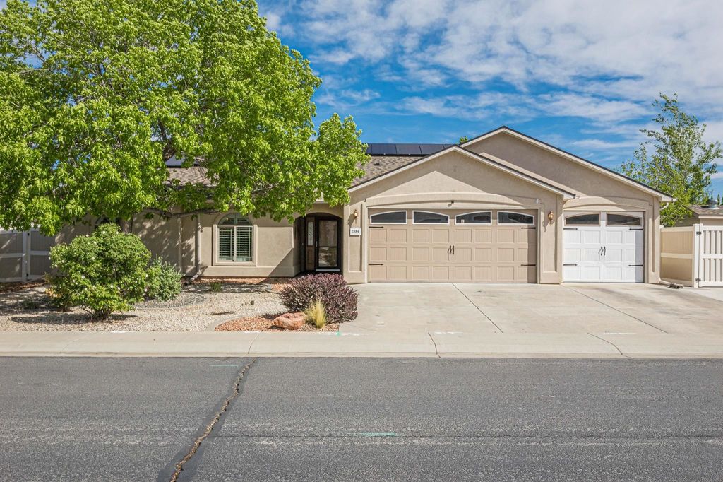 2884 Fall Creek Drive, Grand Junction, CO 81503