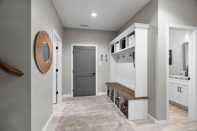 1157 Chesapeake Cove Drive, Lafayette, IN 47909