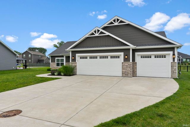 1157 Chesapeake Cove Drive, Lafayette, IN 47909