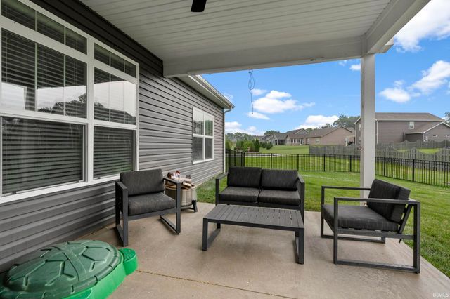 1157 Chesapeake Cove Drive, Lafayette, IN 47909