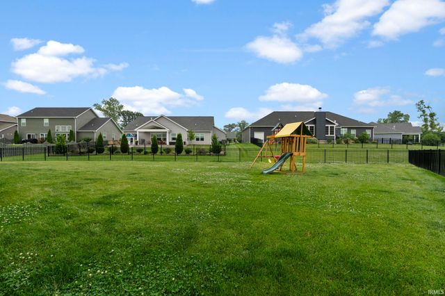1157 Chesapeake Cove Drive, Lafayette, IN 47909