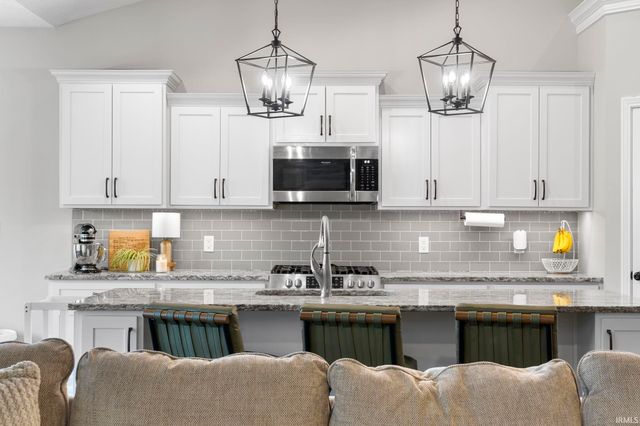 1157 Chesapeake Cove Drive, Lafayette, IN 47909