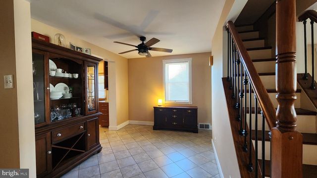 240 PINEWOOD RD, Baltimore, MD 21222