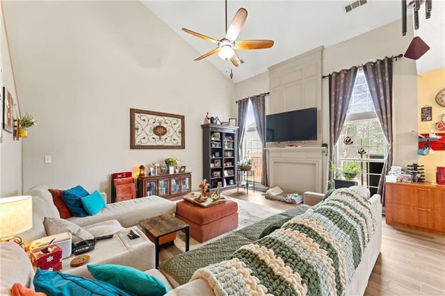 203 Ashland Drive, Woodstock, GA 30189