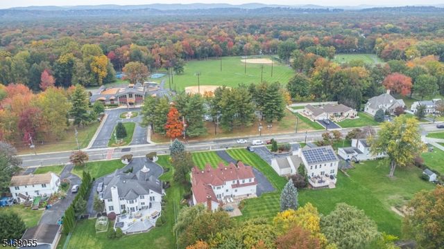 226 Hollywood Ave, Fairfield Twp., NJ 07004