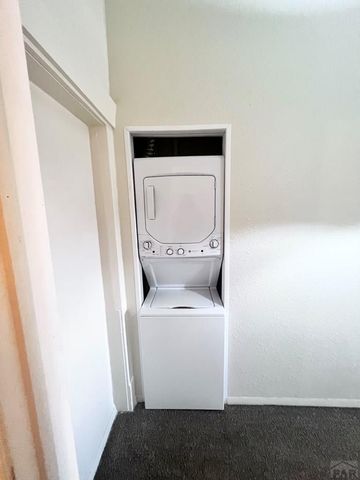 419 W 11th St, Pueblo, CO 81003