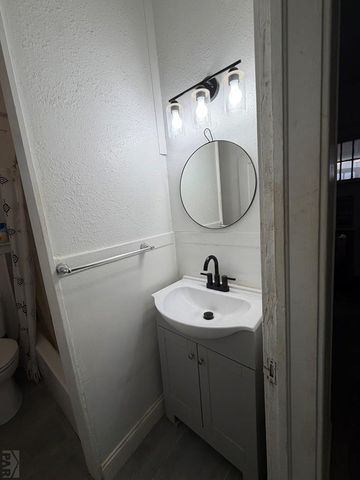 419 W 11th St, Pueblo, CO 81003